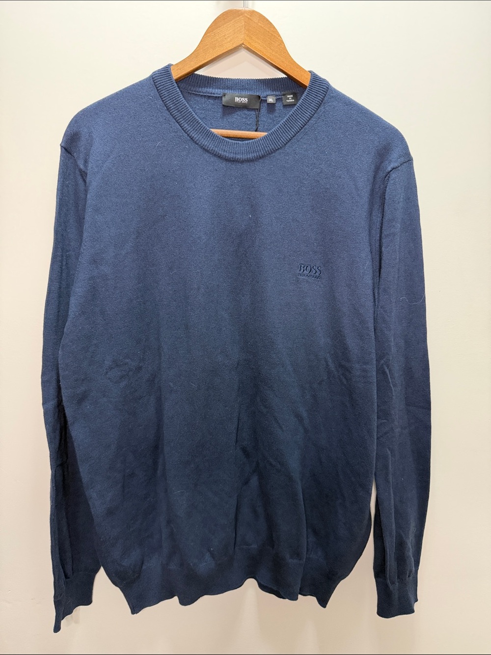 BOSS Men's Navy Crewneck Sweater Brandnew 29x24